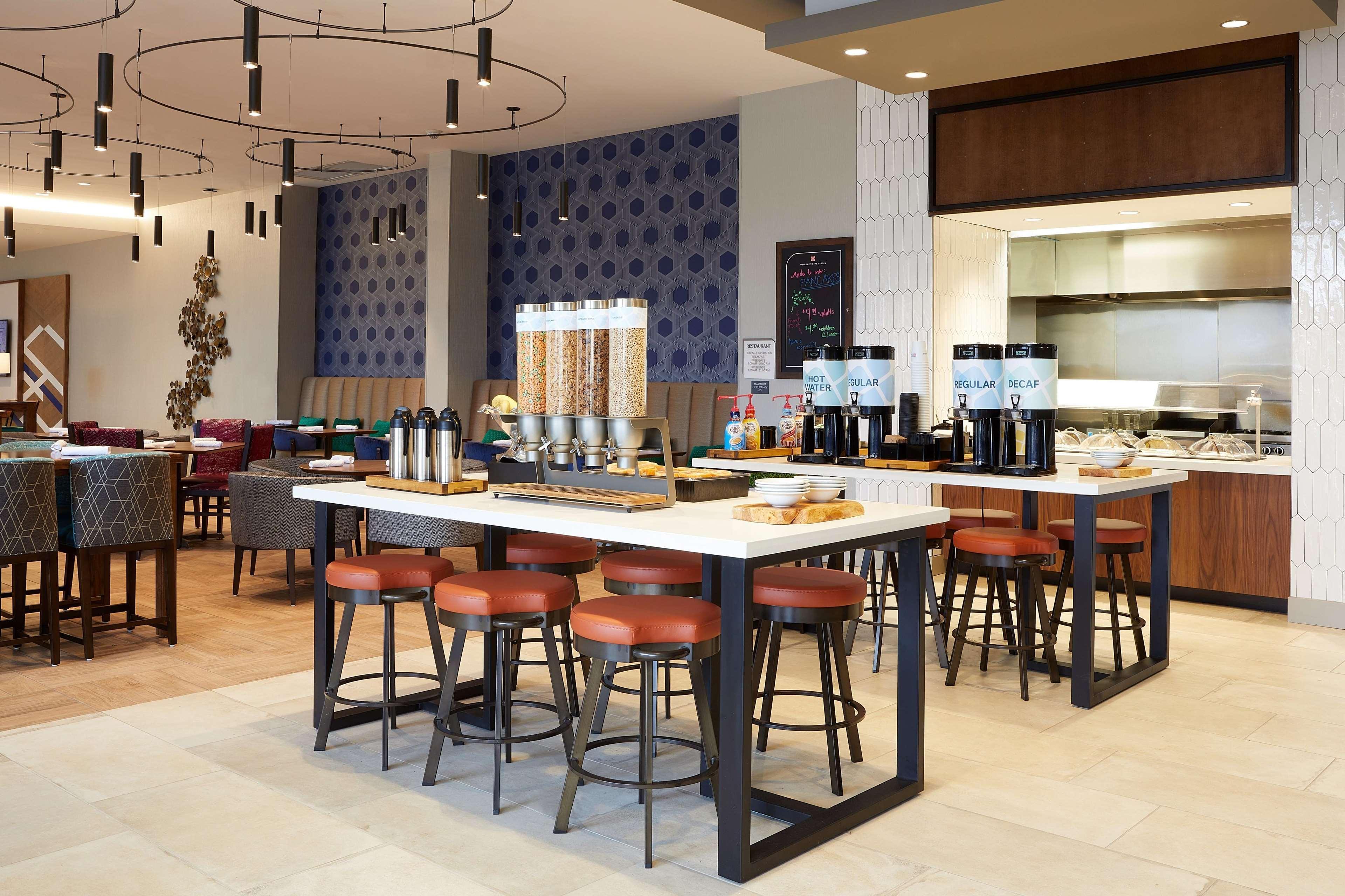 Hilton Garden Inn Elizabethtown Bagian luar foto
